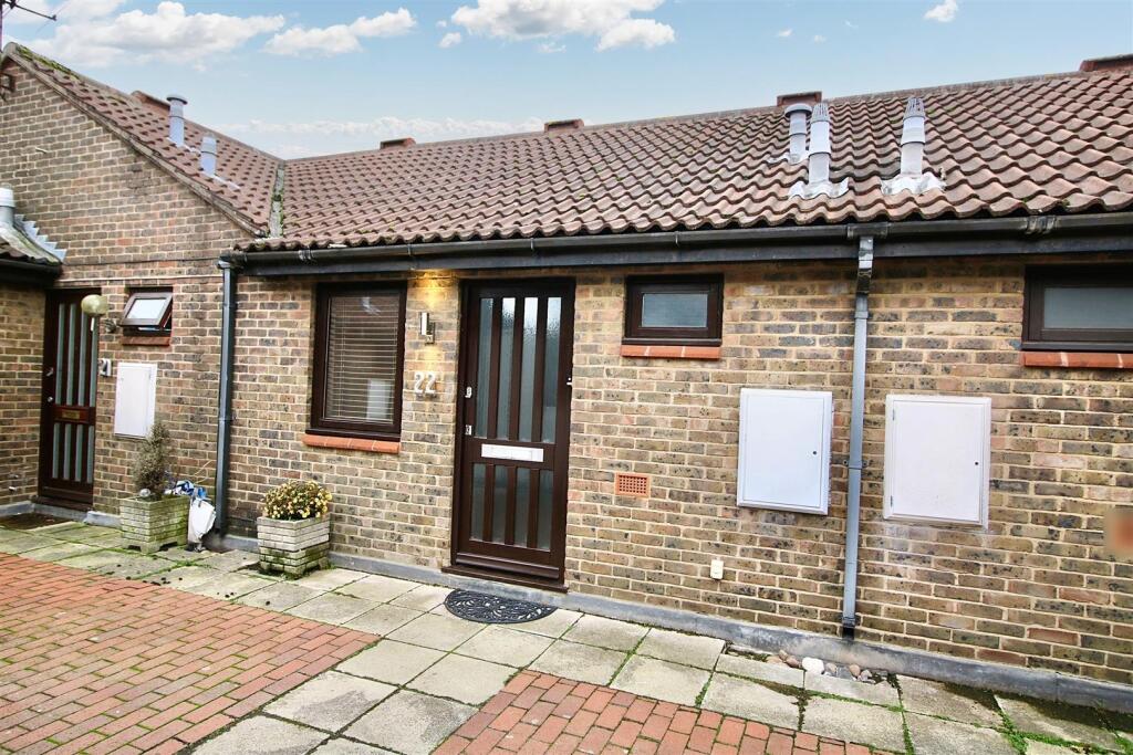 Main image of property: The Pantiles, Billericay