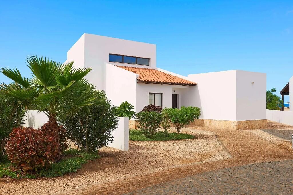 Main image of property: Sal