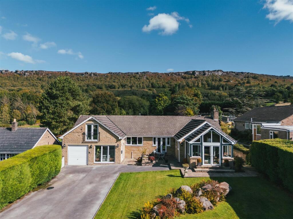 Main image of property: The Bent, Curbar, Calver