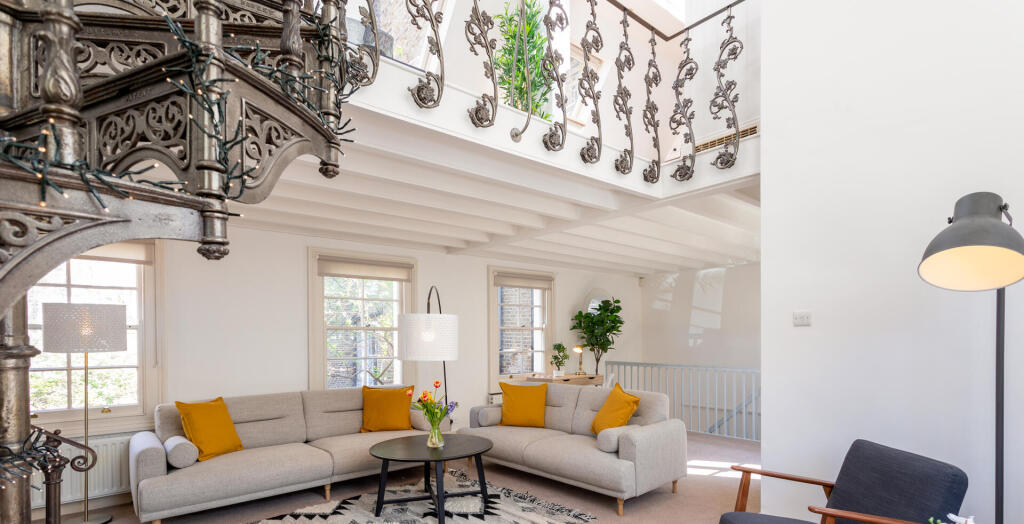 Main image of property: Bristol Gardens, Little Venice, London, W9