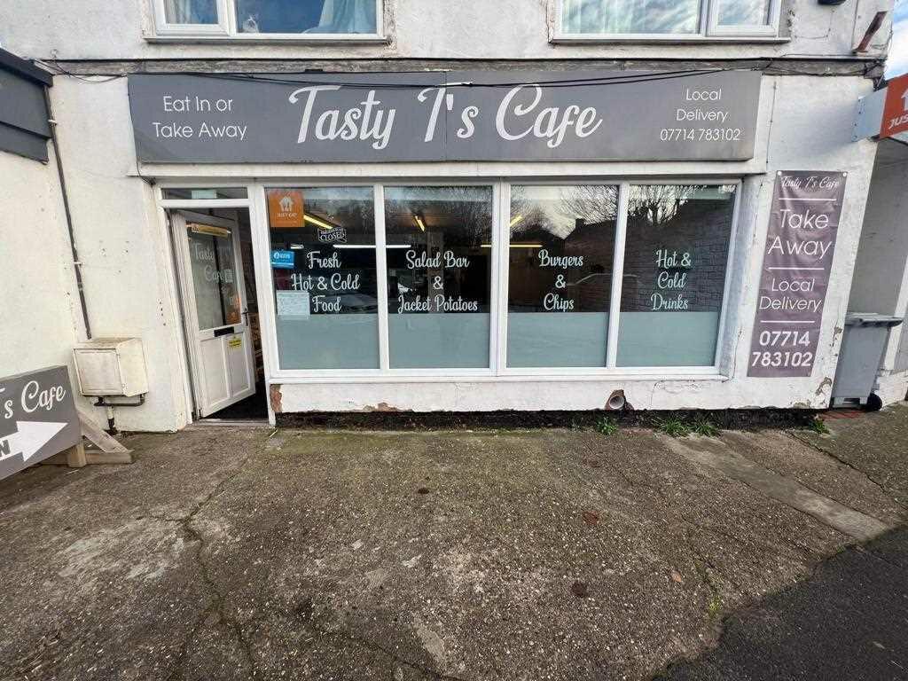 Commercial property for rent in Tuxford Road, Boughton, NG22