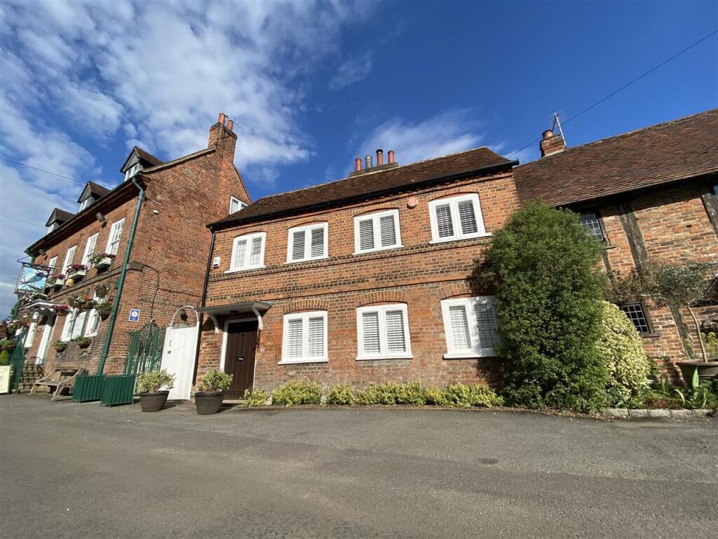 Main image of property: Village Road, Denham Village