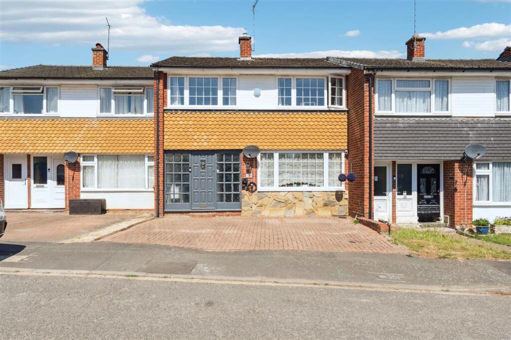 Main image of property: Savay Close, Denham, Denham