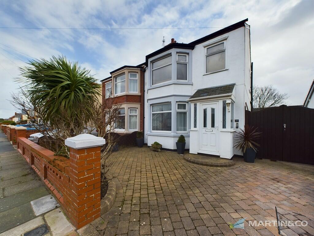 3 bedroom semidetached house for sale in Selby Ave, Blackpool, FY4