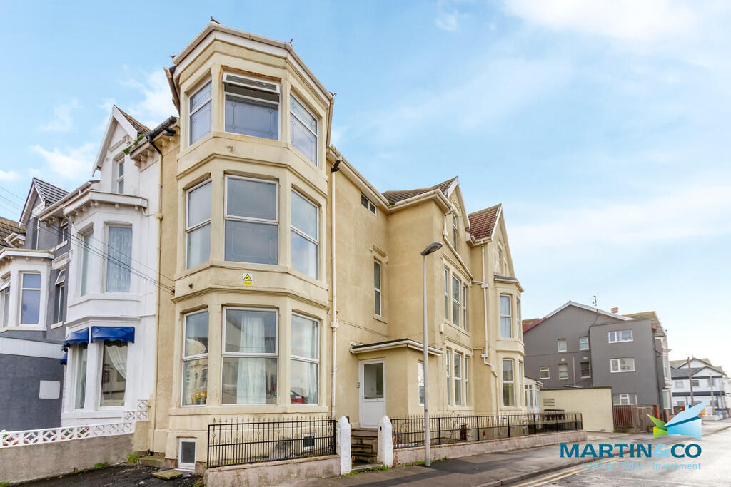 Main image of property: Flat 8, 1a  Simpson Street