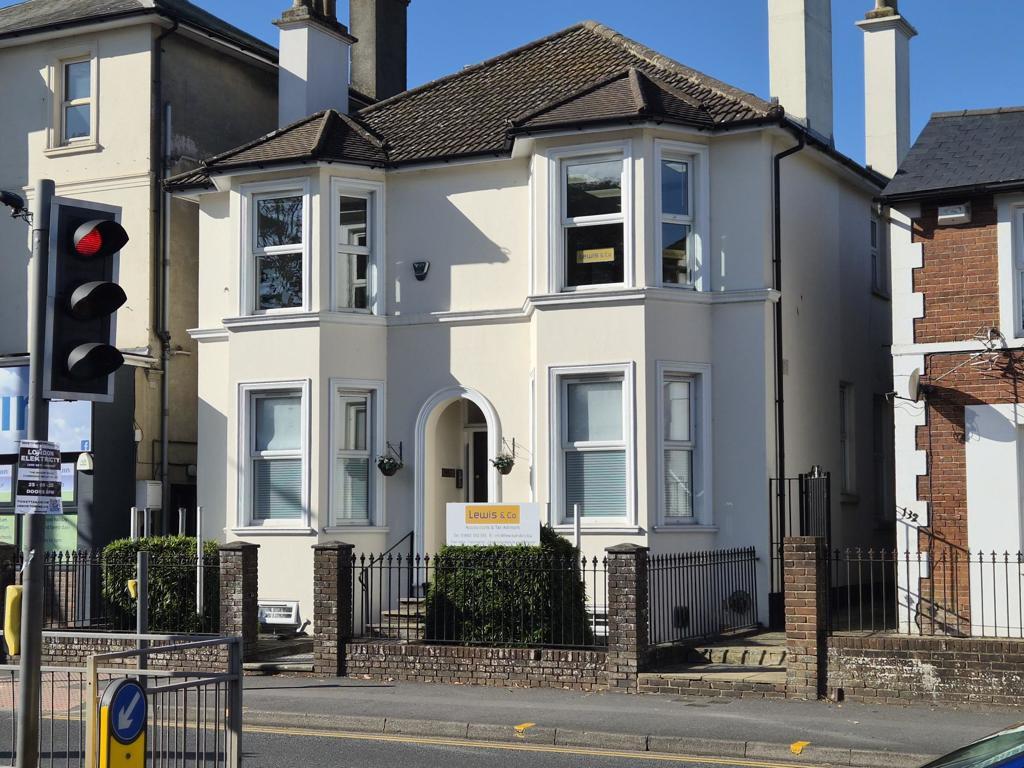 Main image of property: 134 London Road, Southborough, Tunbridge Wells, Kent, TN4 0PL