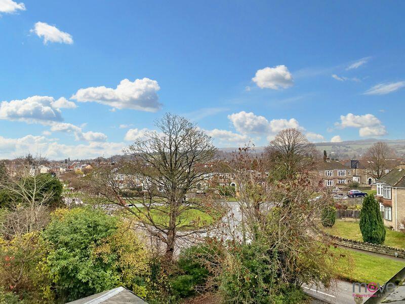2 bedroom apartment for sale in Cirencester Road, Charlton Kings, GL53