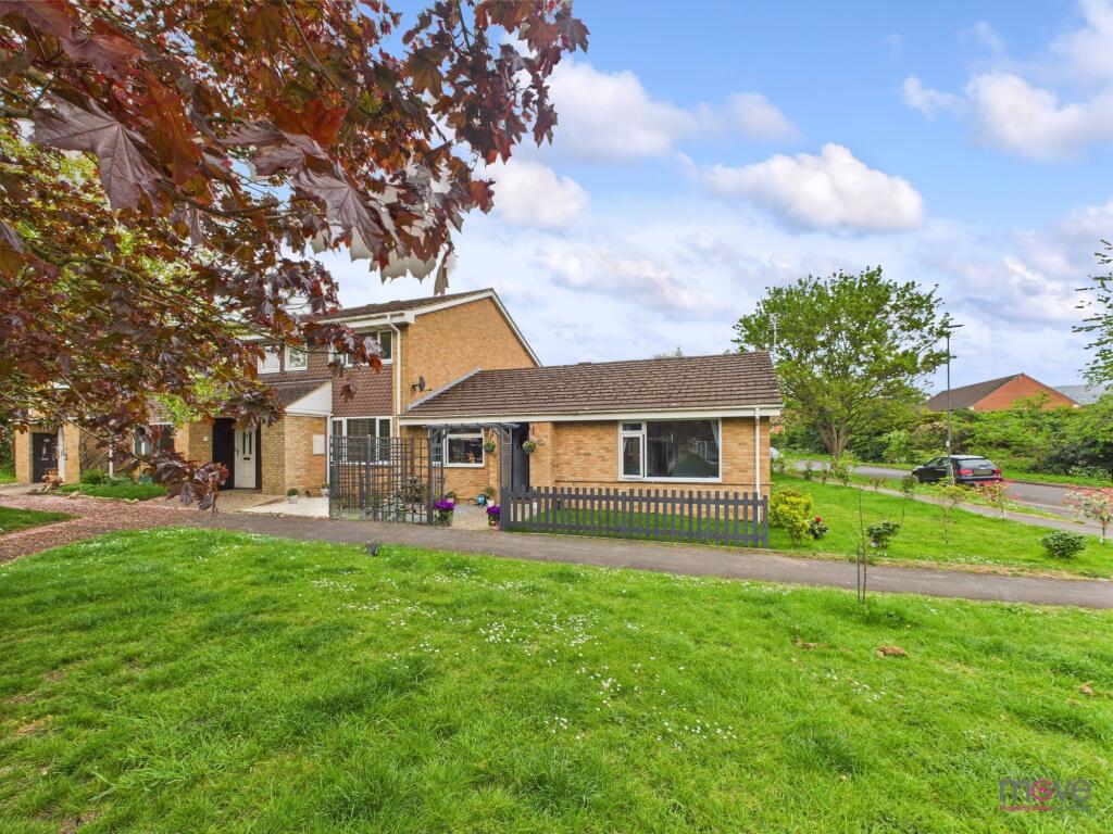 Main image of property: Oldacre Drive, Bishops Cleeve, GL52