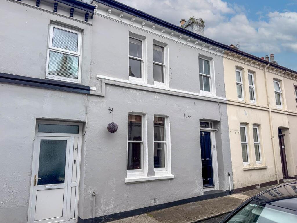 Main image of property: Hatfield Grove, Douglas