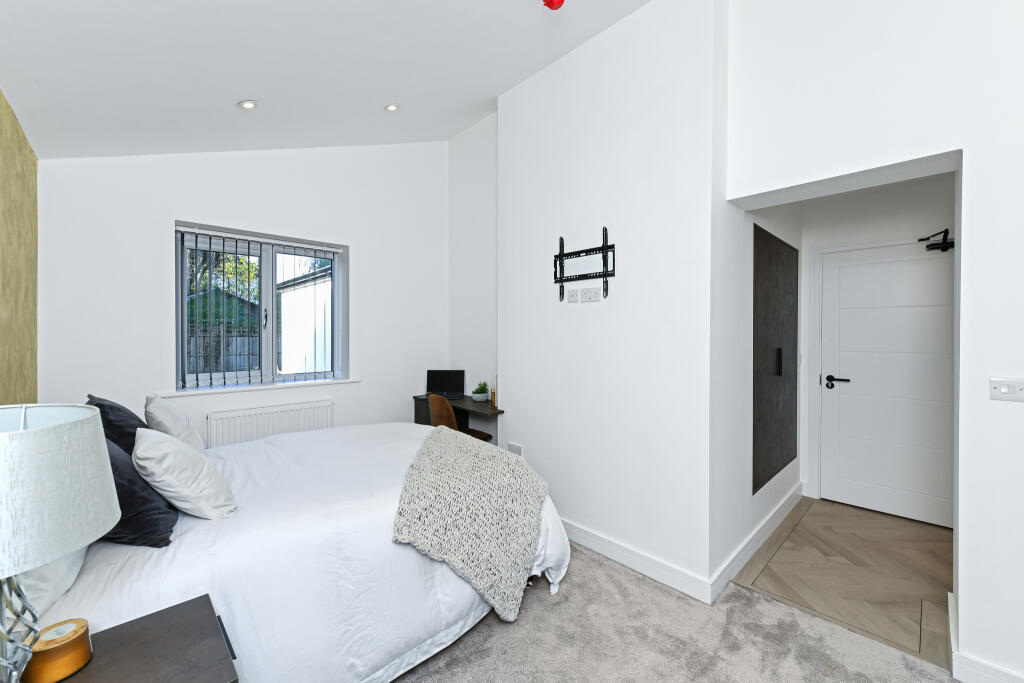 Main image of property: Albert Avenue NG4