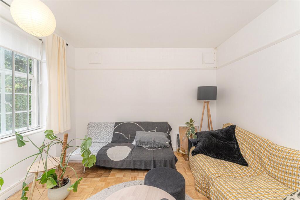 Main image of property: Colney Hatch Lane, London, N10