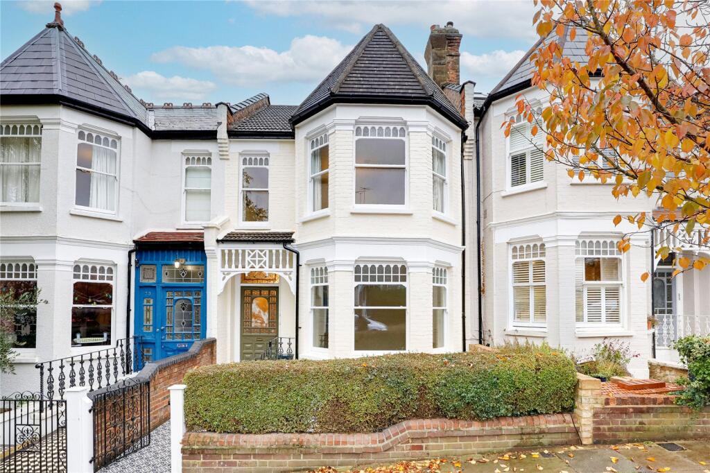 Main image of property: Rosebery Road, London, N10
