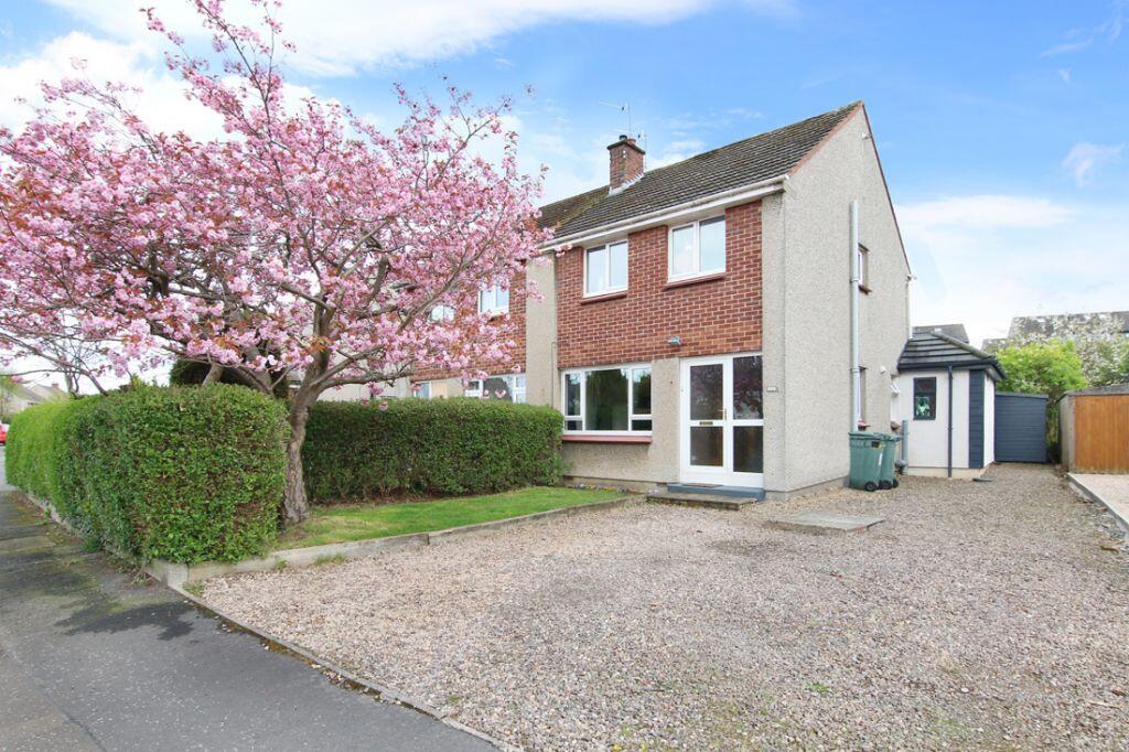 Main image of property: 68 Weavers Knowe Crescent, Currie, EH14 5PR