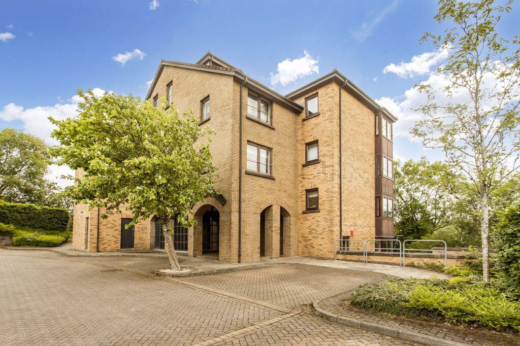 Main image of property: Flat 23 Glen Lednock Drive, Craigmarloch View, Cumbernauld, G68 0EJ