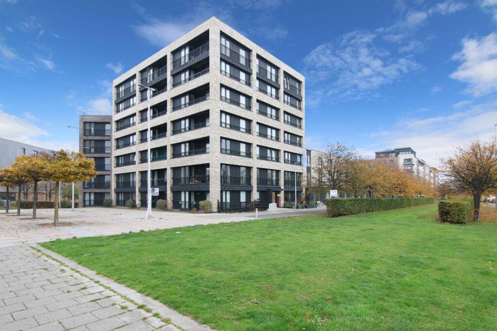 Main image of property: Flat 31, 5 Waterfront Avenue, Granton, Edinburgh, EH5 1RT