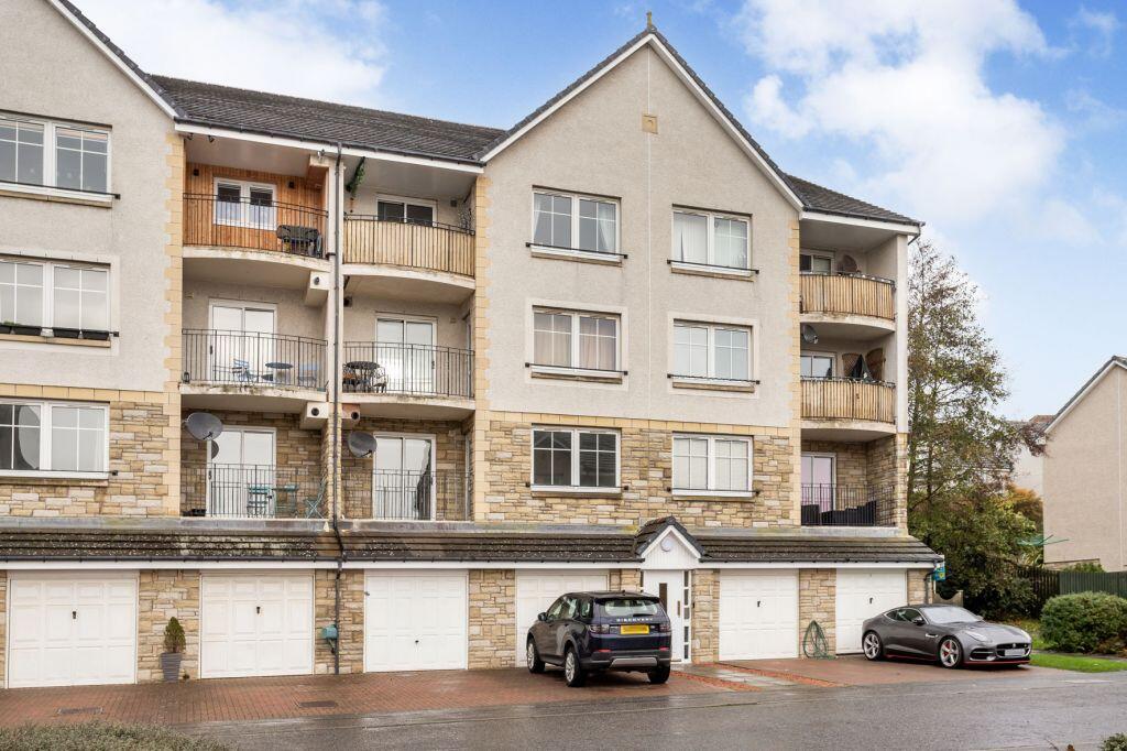 Main image of property: 48 Spinnaker Way, Dalgety Bay, Fife, KY11 9GU