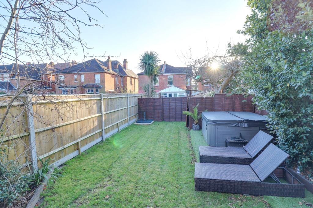 4 bedroom semi-detached house for sale in Portsmouth Road, Woolston, SO19