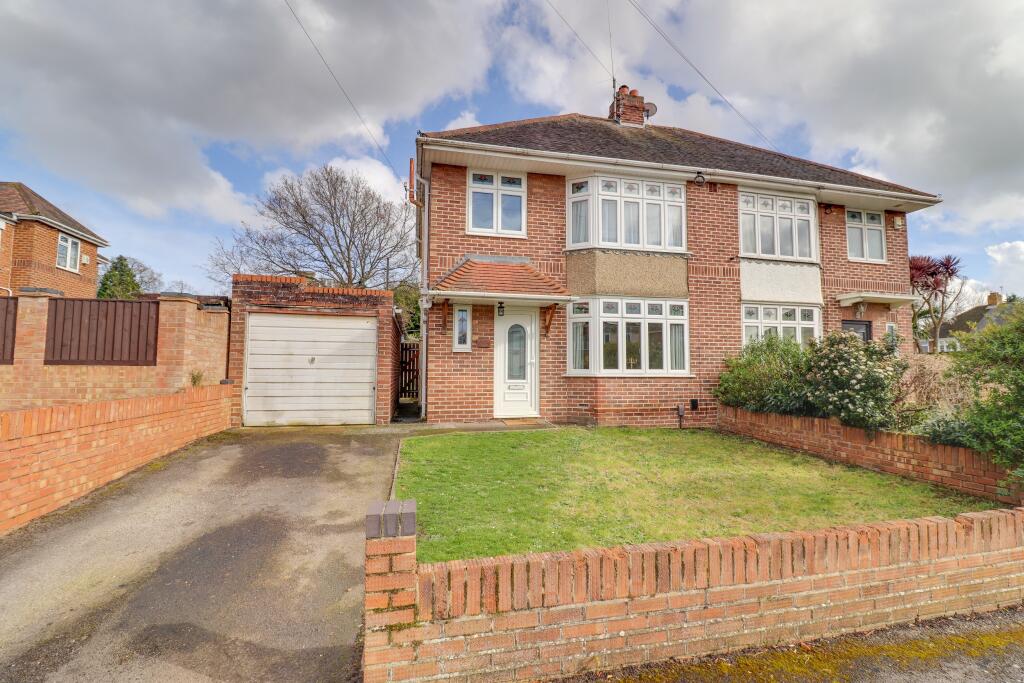 3 bedroom semidetached house for sale in St Annes Gardens, Woolston, SO19