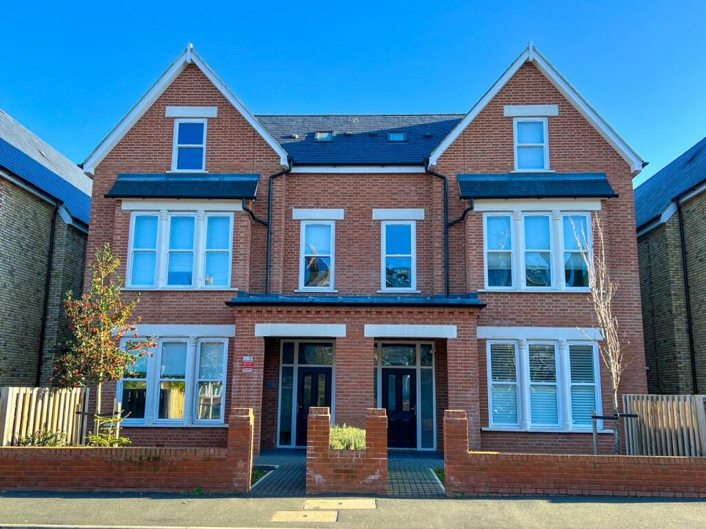 1 bedroom apartment for sale in Fassett Road, Kingston upon Thames, KT1