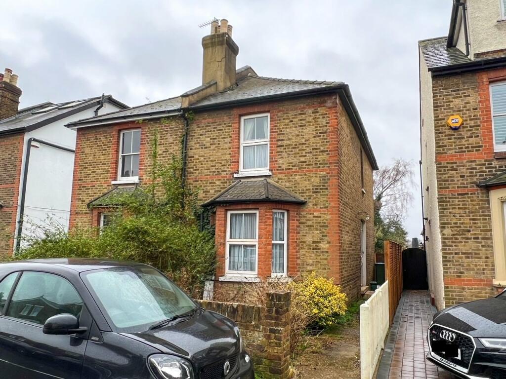 2 bedroom semidetached house for sale in Summer Road, East Molesey, KT8