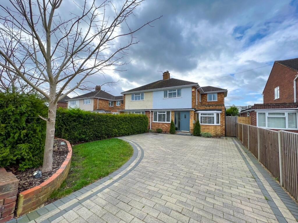 3 bedroom semidetached house for sale in Chalford Close, West Molesey, KT8