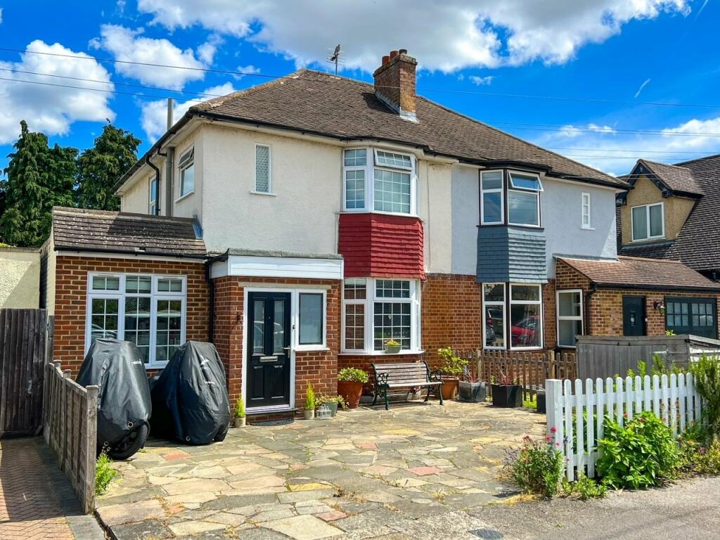 4 bedroom semidetached house for sale in Rosemary Avenue, West Molesey