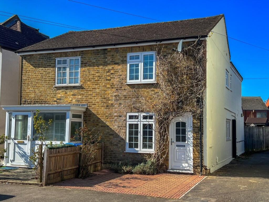 Main image of property: High Street, West Molesey, KT8