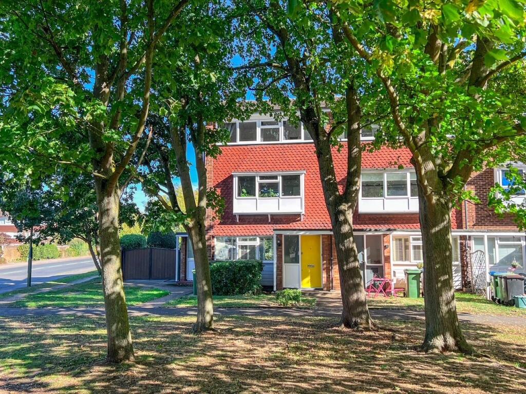 Main image of property: Mountwood, West Molesey, KT8