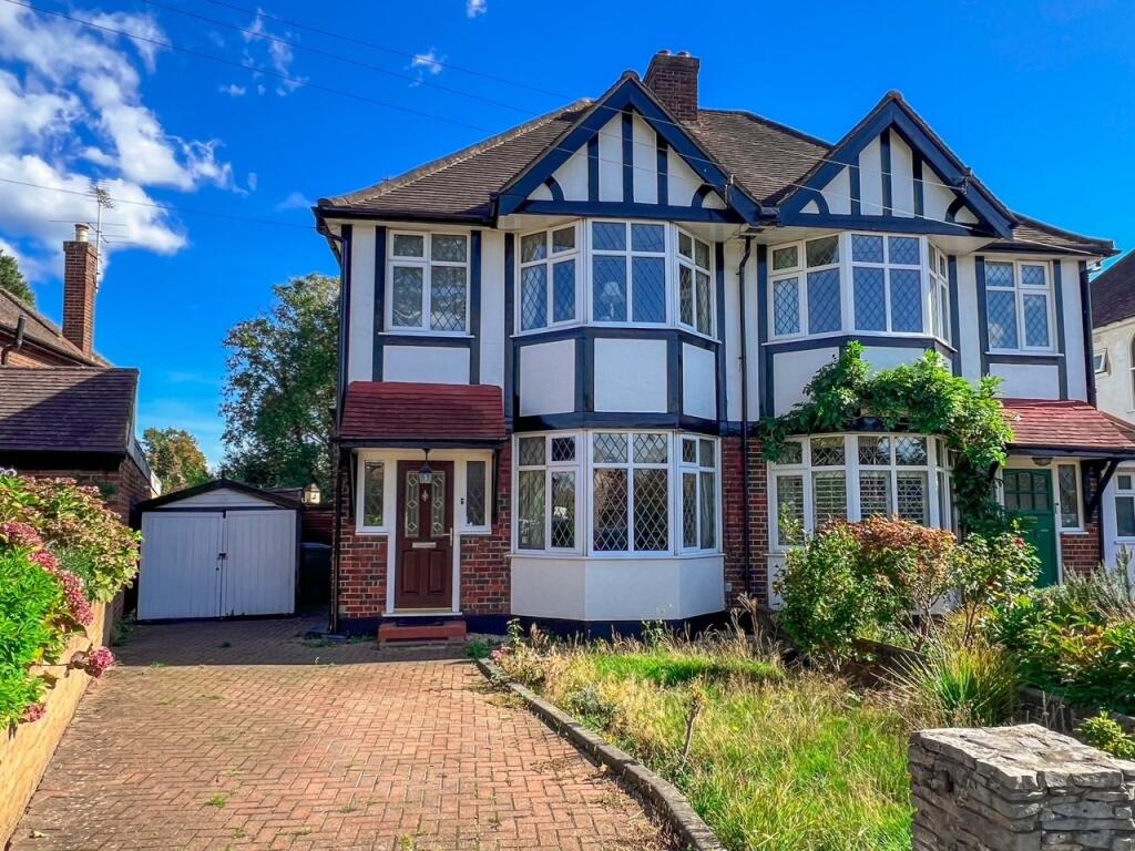 Main image of property: New Road, West Molesey, KT8