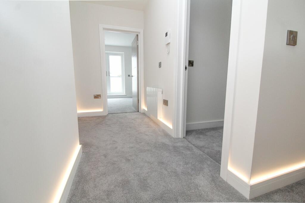 Additional property image - 13 Durley Road South, Bournemouth, BH2
