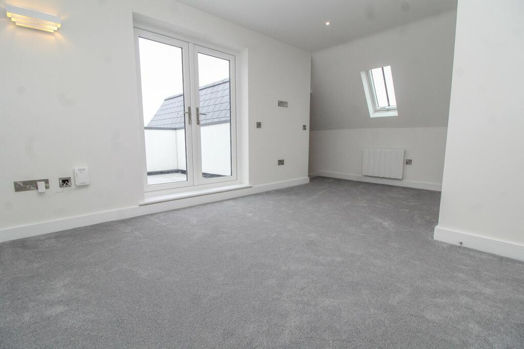 Additional property image - 13 Durley Road South, Bournemouth, BH2