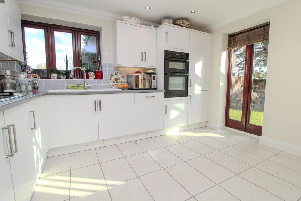 Additional property image - Lake Farm Close, Longham, Ferndown, BH22