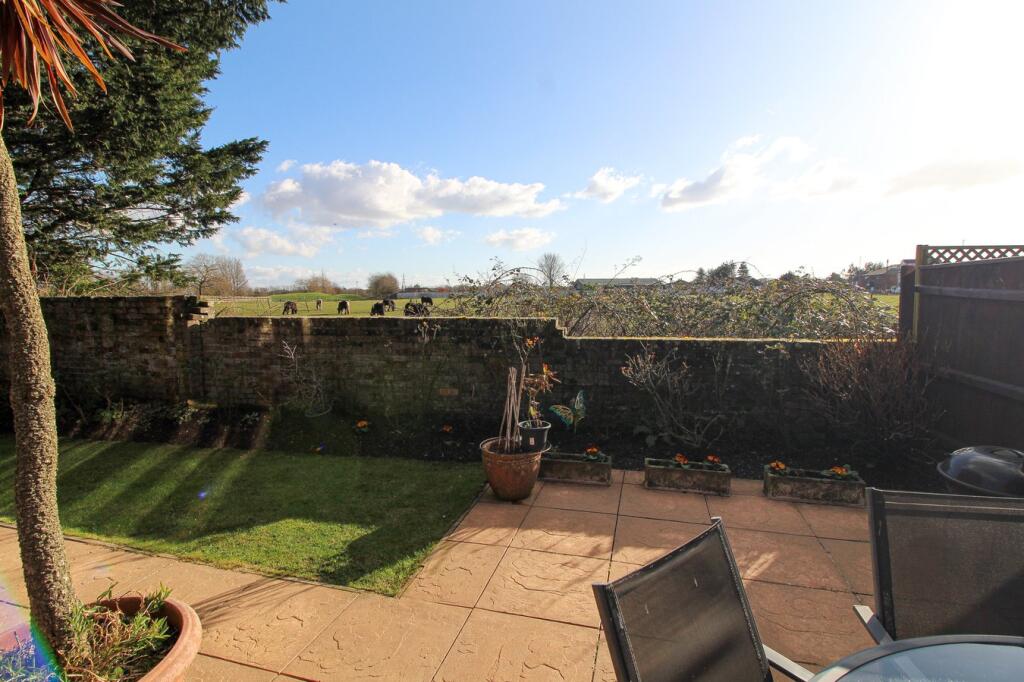 Additional property image - Lake Farm Close, Longham, Ferndown, BH22