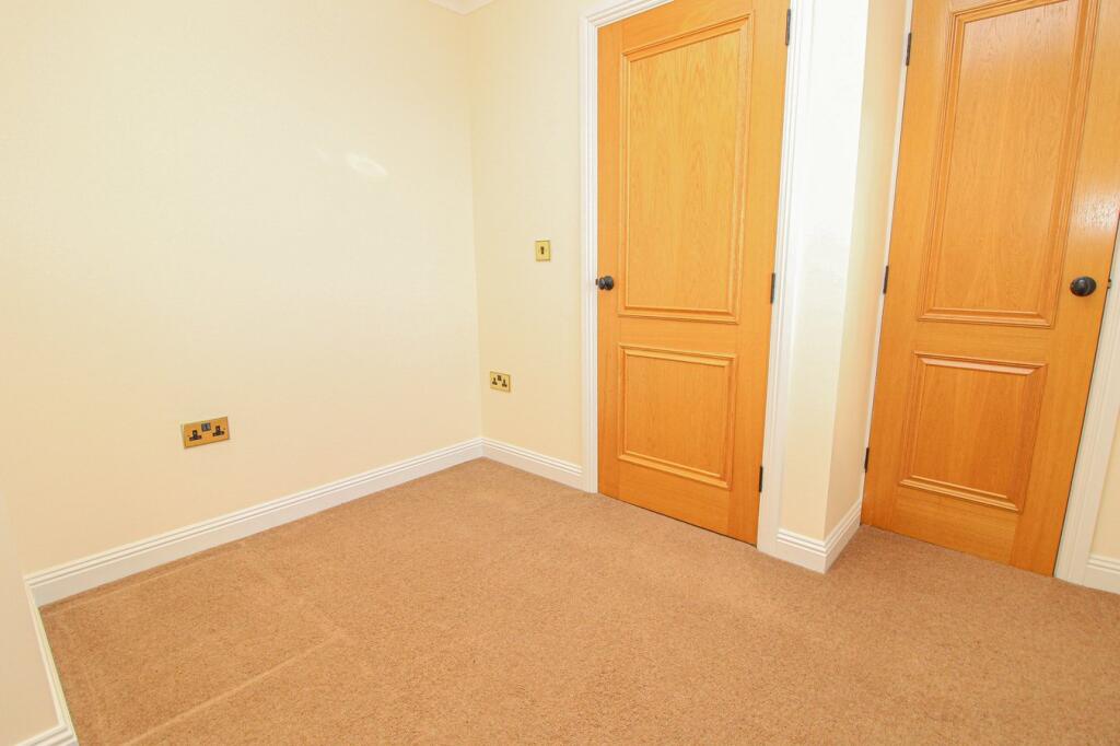 Additional property image - Lake Farm Close, Longham, Ferndown, BH22