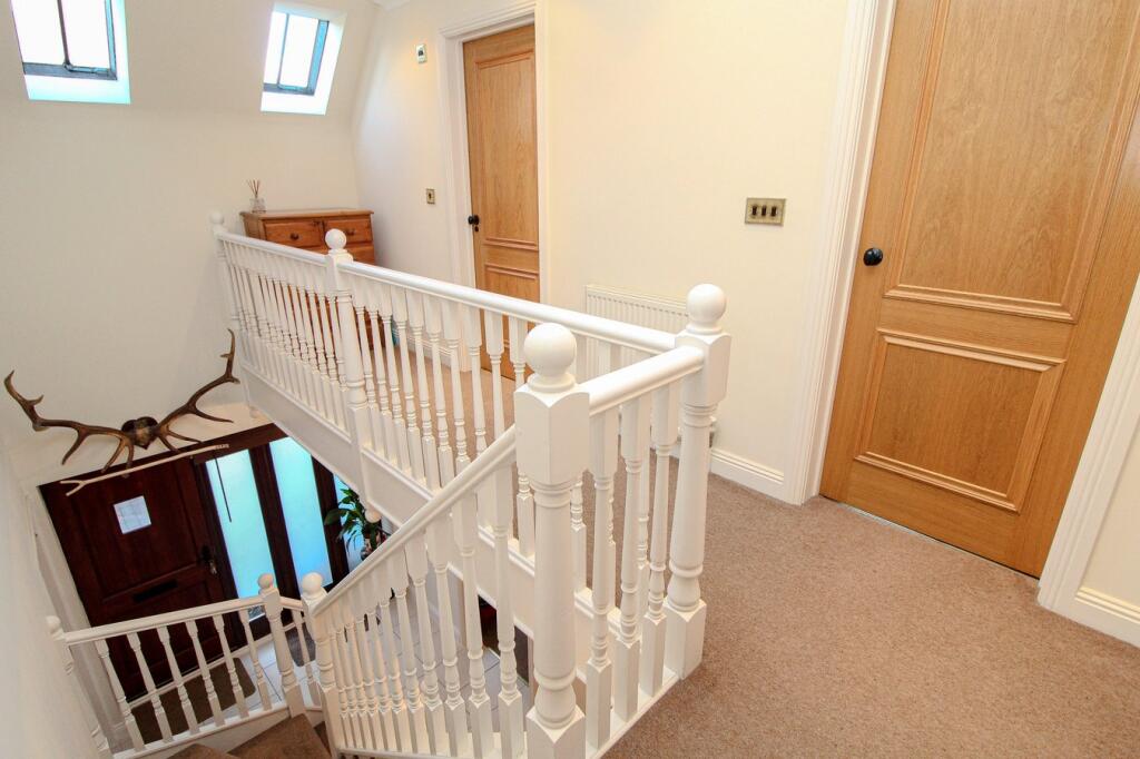 Additional property image - Lake Farm Close, Longham, Ferndown, BH22