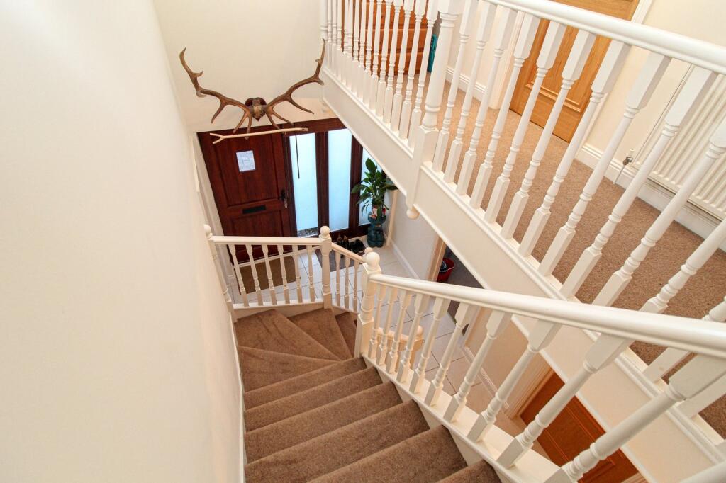 Additional property image - Lake Farm Close, Longham, Ferndown, BH22