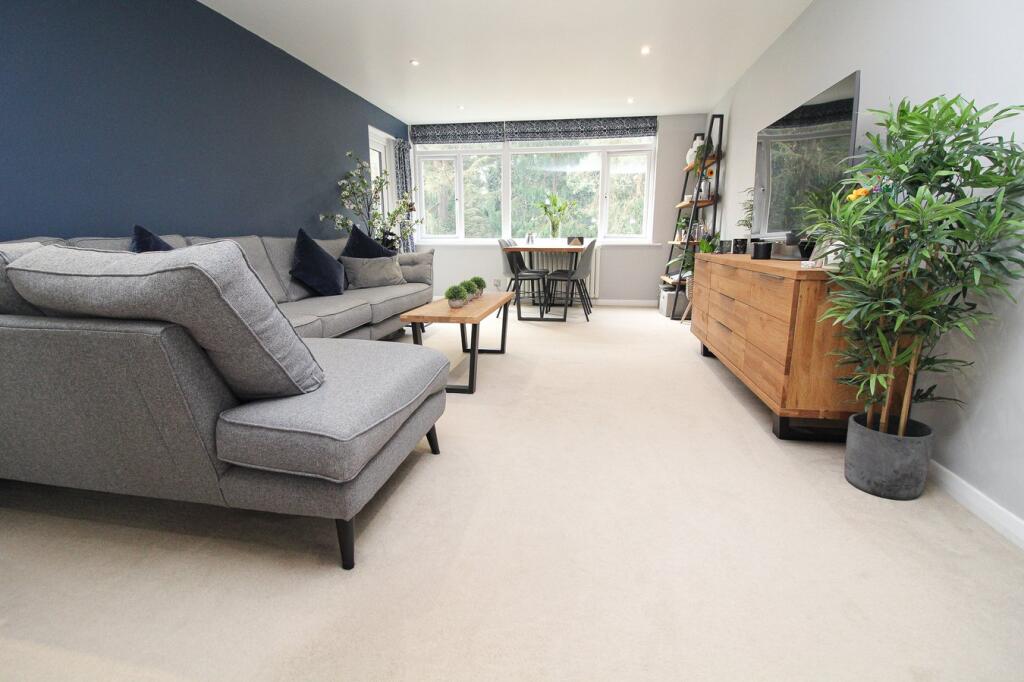 Main image of property: The Avenue, Poole, BH13