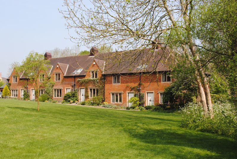 2 bedroom retirement property for sale in Manor Court, Swan Road