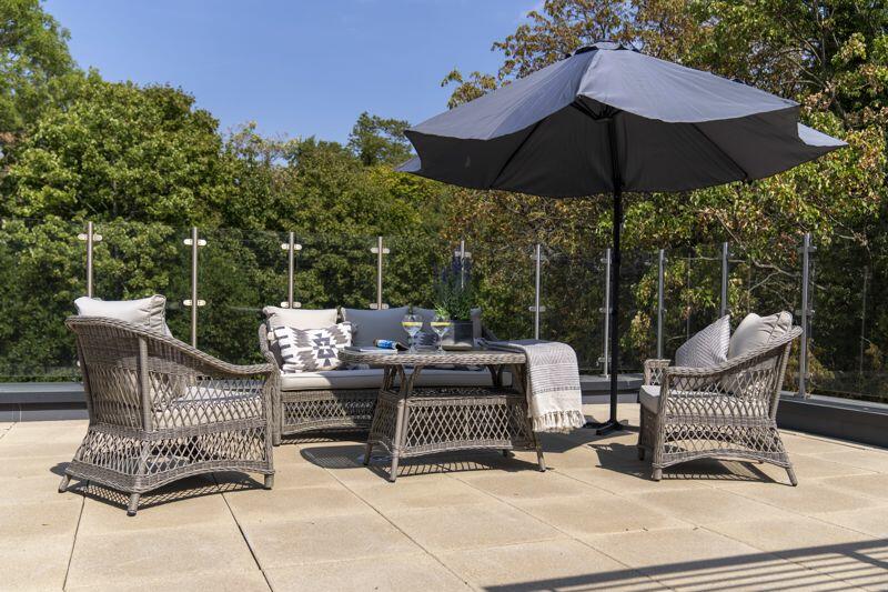 2 bedroom flat for sale in The Canopy, Lambourne Road, Chigwell rental