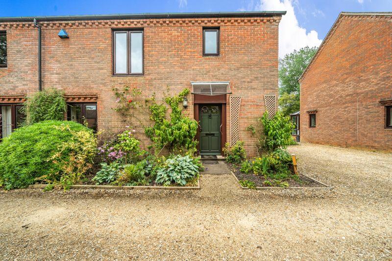Main image of property: 14 Bearwater, Hungerford
