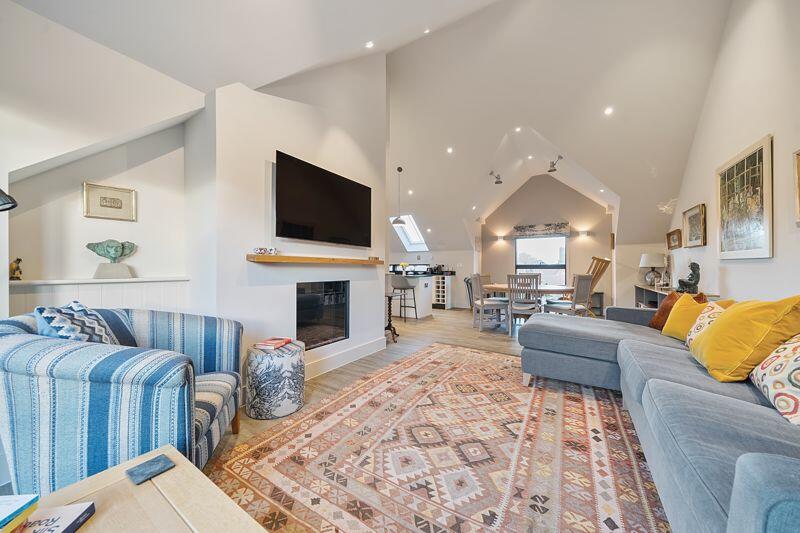 Additional property image - Beautiful two bedroom penthouse at Orchard Yard