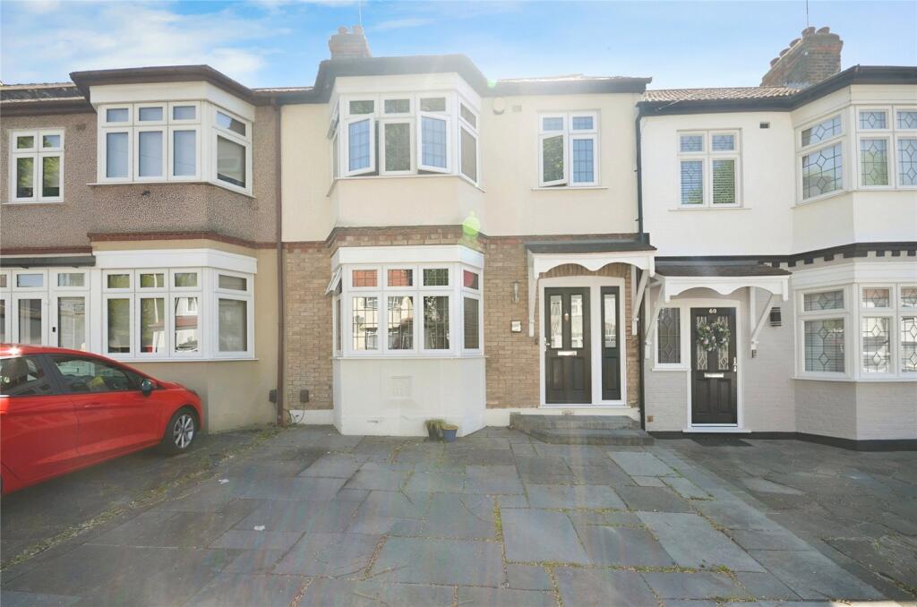 Main image of property: Hillcrest Road, Hornchurch, Essex, RM11