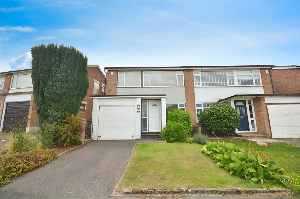 Main image of property: Dunster Crescent, Hornchurch, Essex, RM11