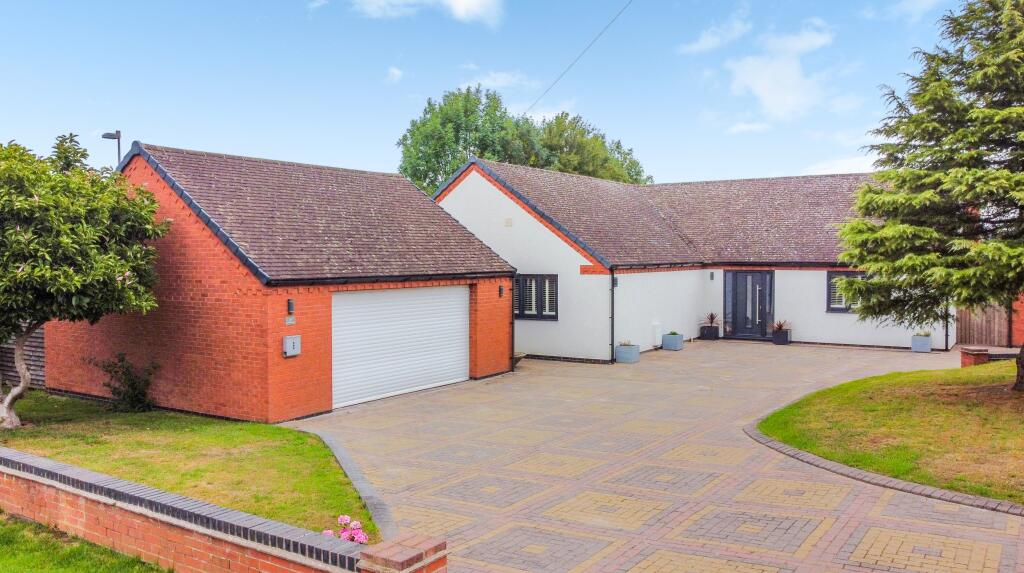 Main image of property: Measham Road, Oakthorpe, DE12