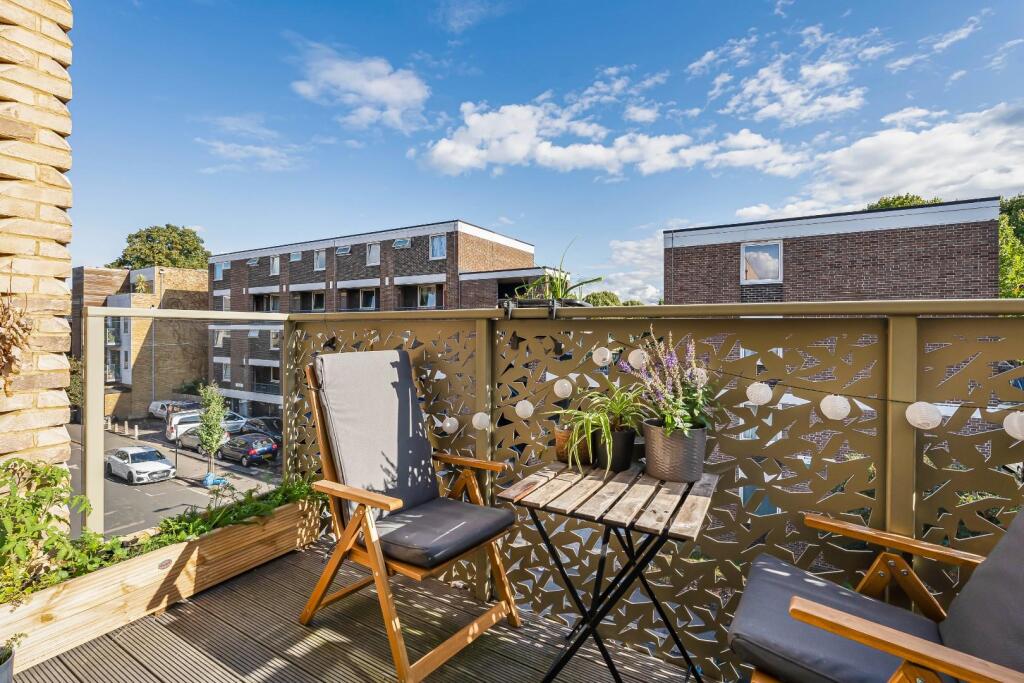 Main image of property: Elmington Road, London