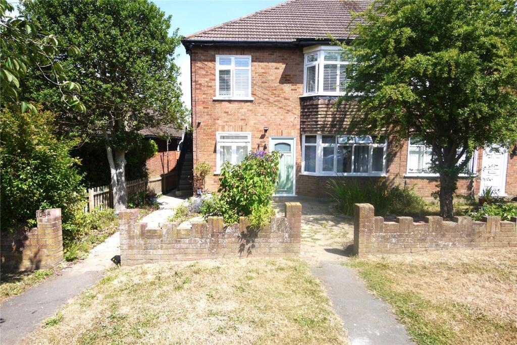 Main image of property: Doddinghurst Road, Brentwood, Essex, CM15