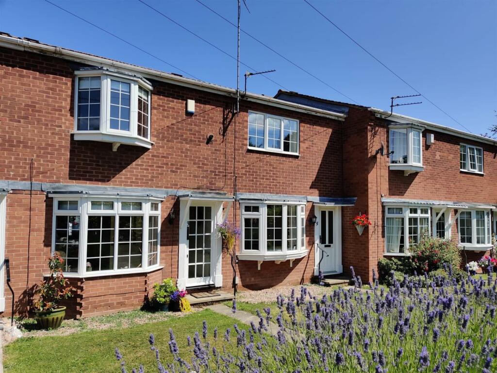2 bedroom terraced house for sale in Cropton Grove, Bingham, Nottingham