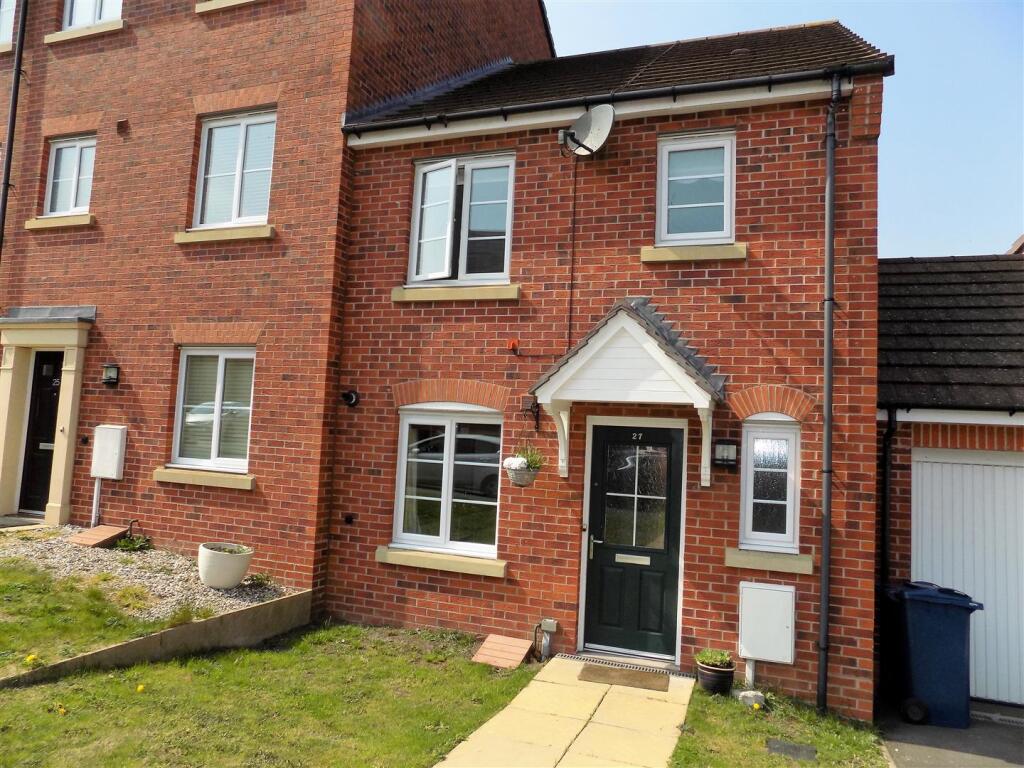Main image of property: Calder Gardens, Bingham, Nottingham