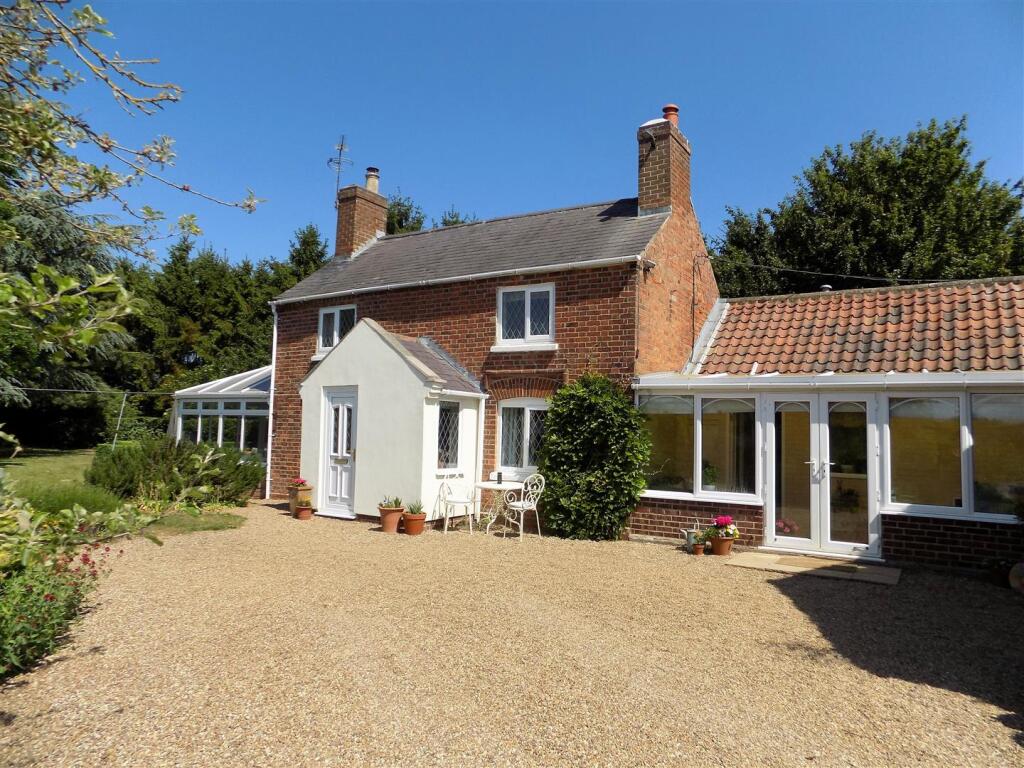 Main image of property: Grantham Road, Whatton