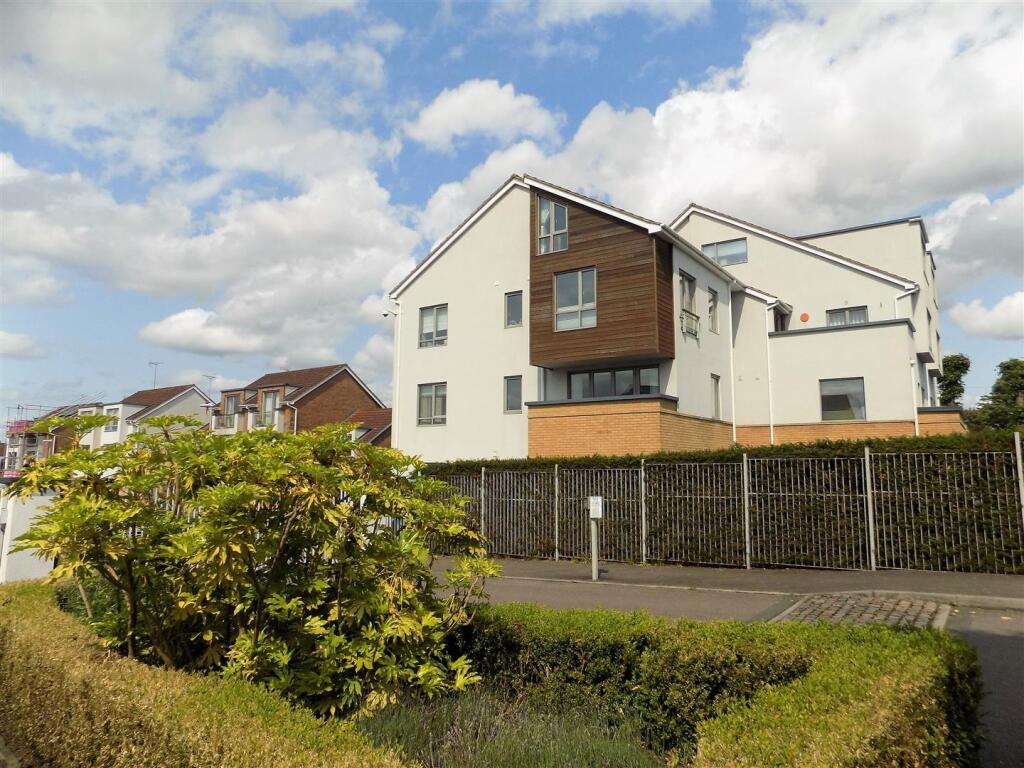 Main image of property: Radcliffe-on-Trent